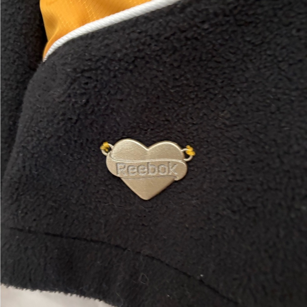Reebok Black and Gold Bruins Women's fleece Jacket - Picture 5 of 5
